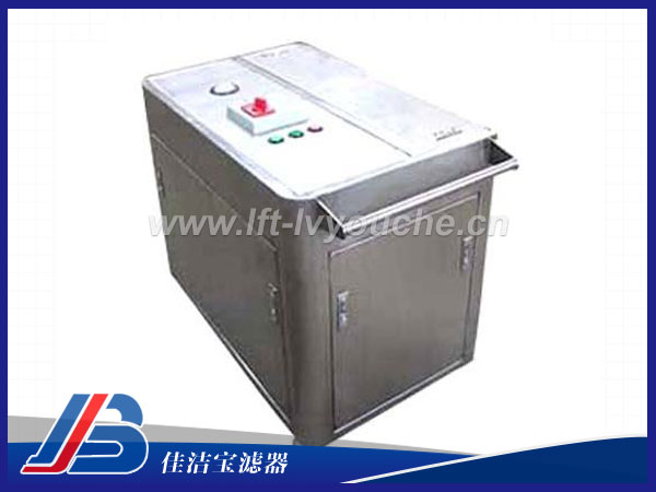 LYC-100C箱式移動(dòng)濾油車